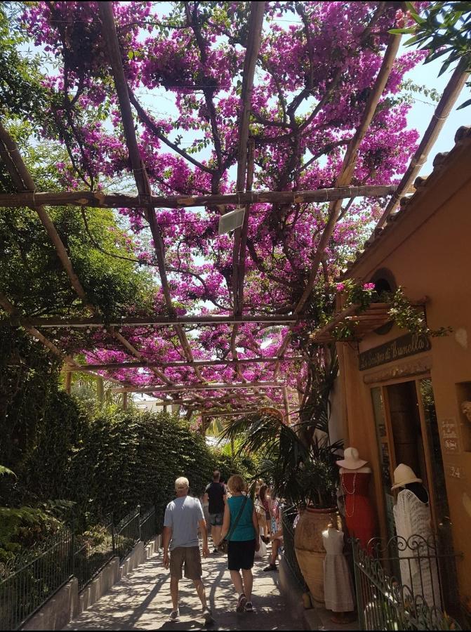 B&B Vesuvio Ruins ポンペイ エクステリア 写真